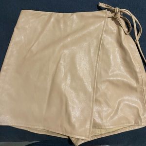 Tan faux leather skort